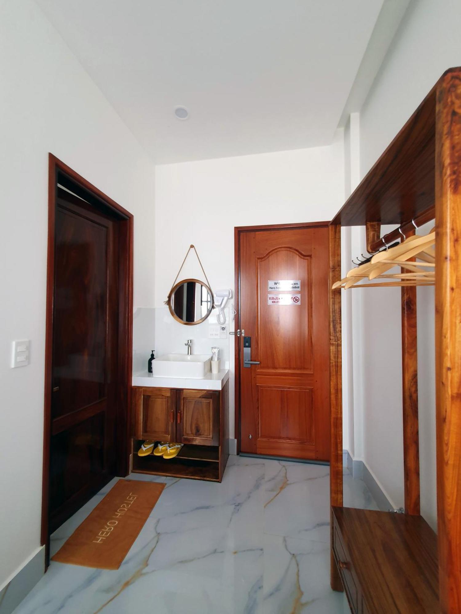 Hero Hostel & Billiards Châu Đốc Eksteriør billede